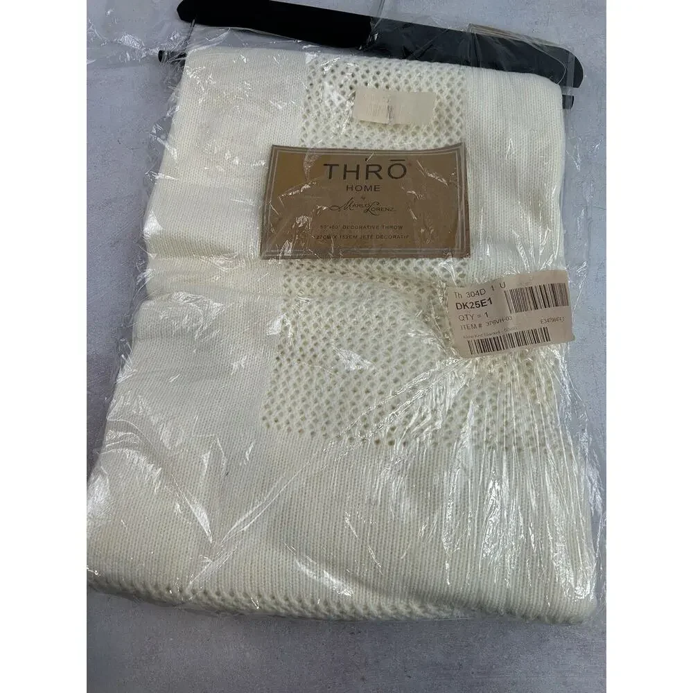 THRO‎ by Marlo Lorenz Cream Knit 60x50